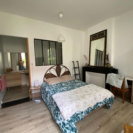 모이작 Au Jardin Y B&B 외부 사진
